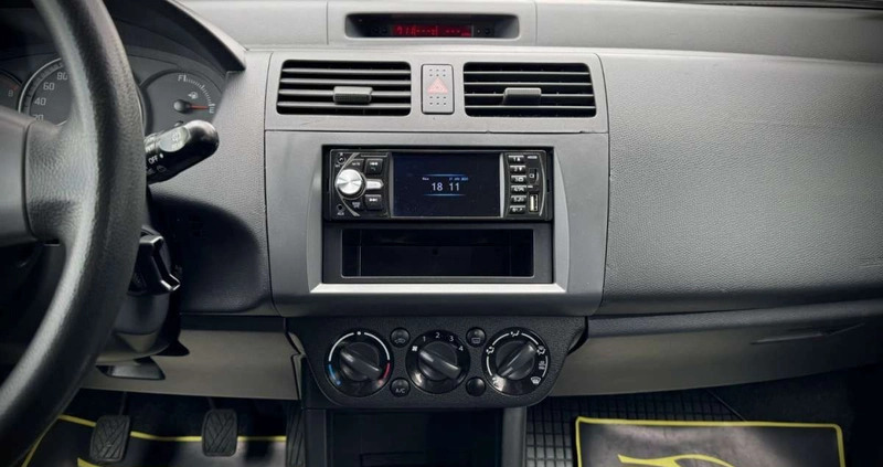 Suzuki Swift cena 14900 przebieg: 172000, rok produkcji 2007 z Prochowice małe 631